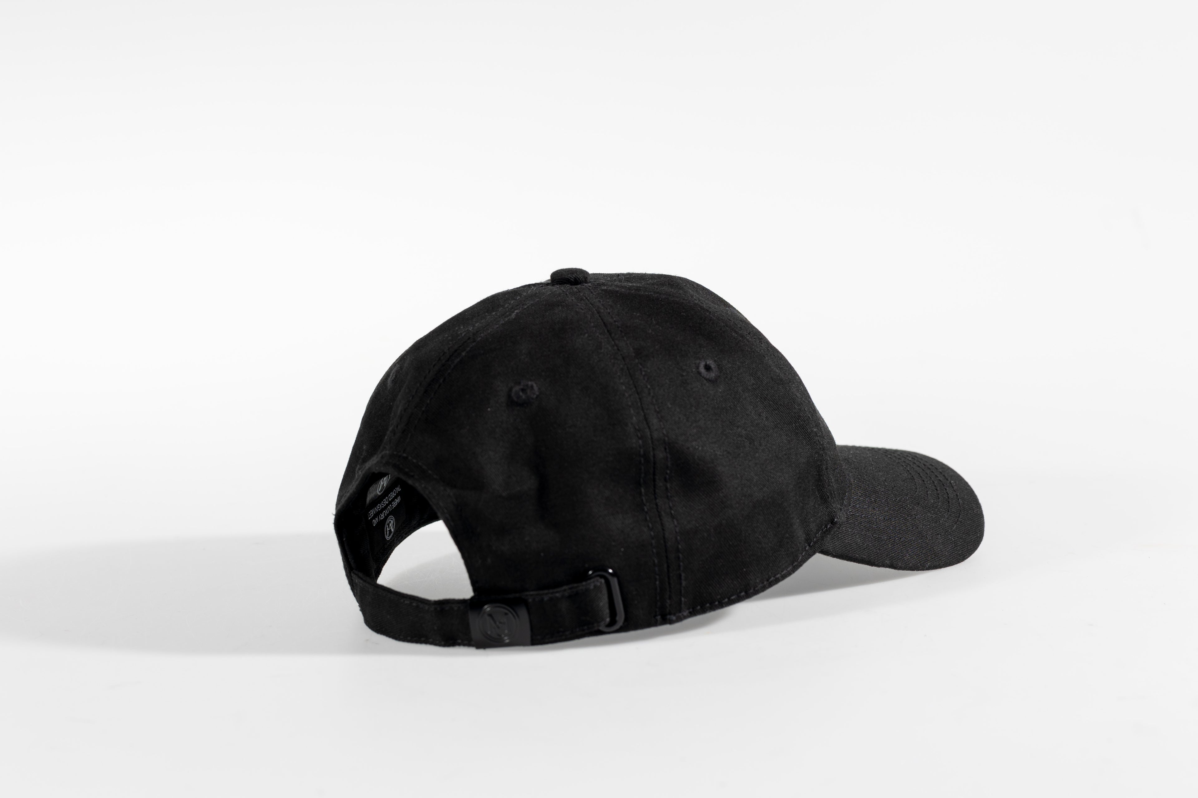 MC® Essential Cap – Black Edition