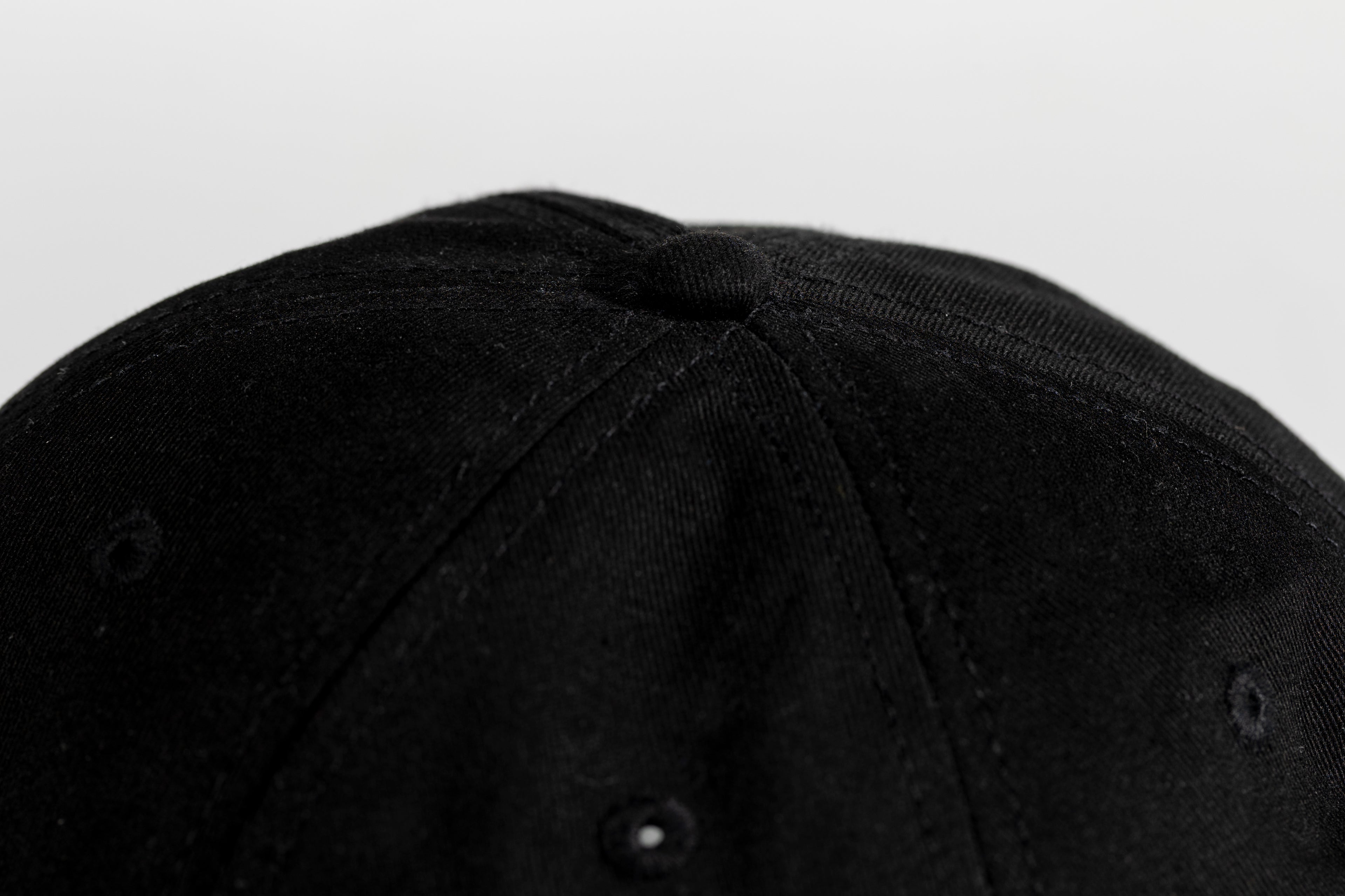 MC® Essential Cap – Black Edition