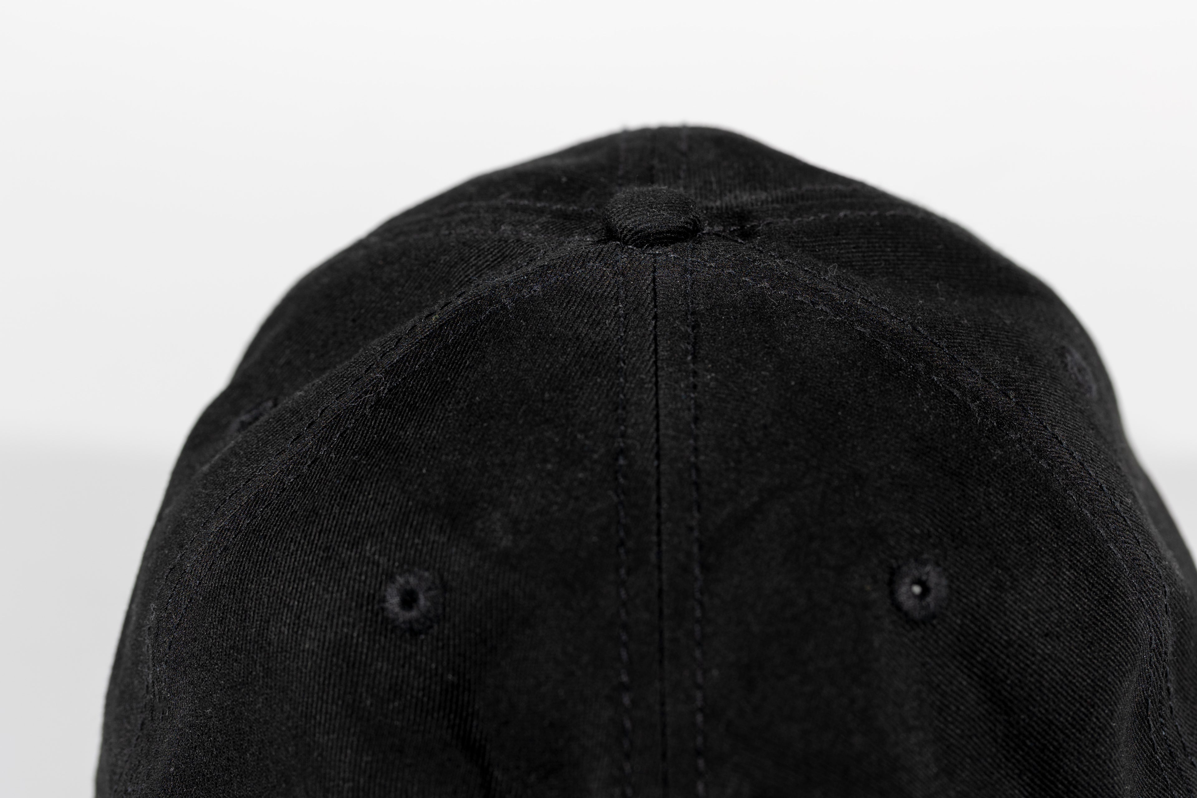 MC® Essential Cap – Black Edition
