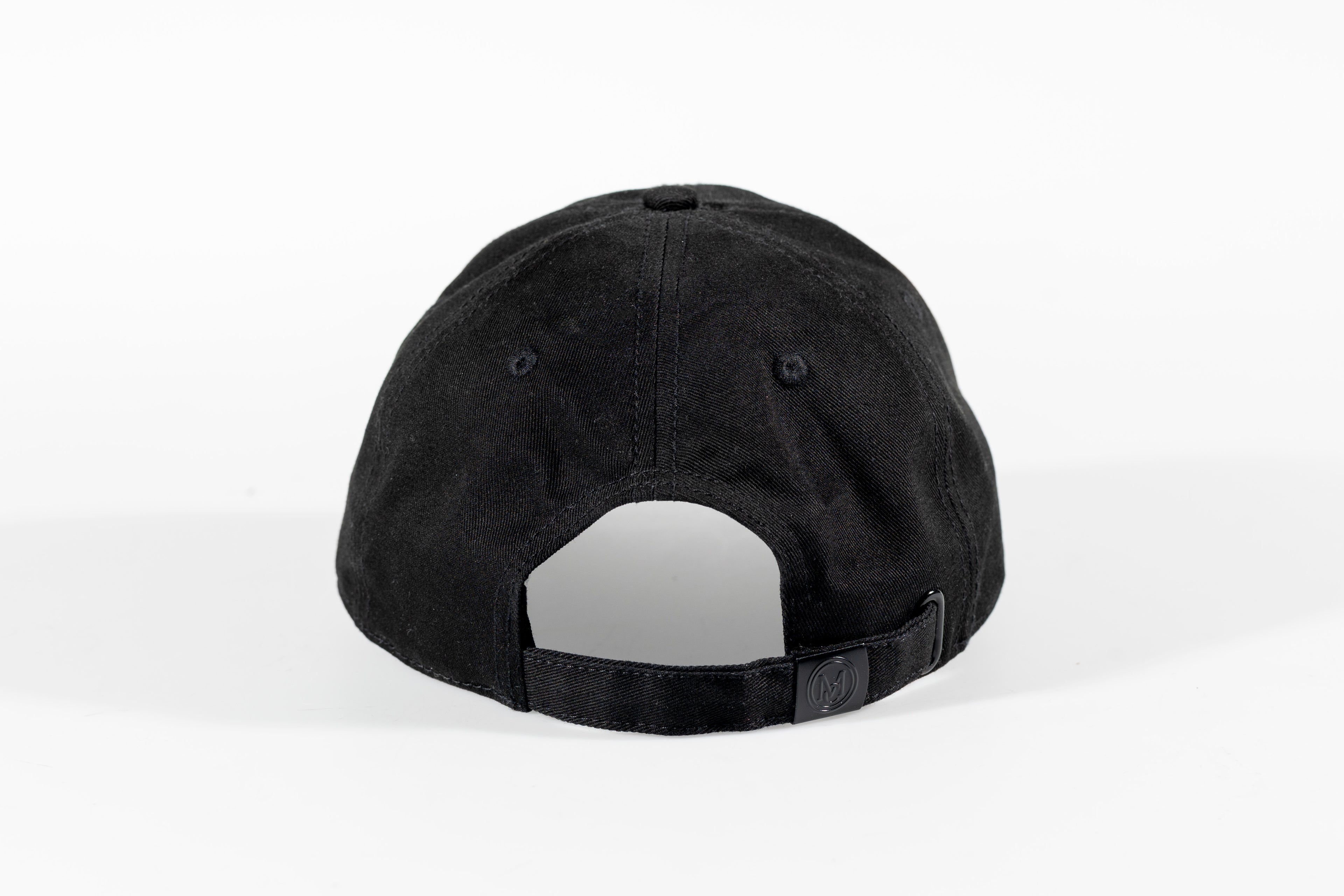 MC® Essential Cap – Black Edition